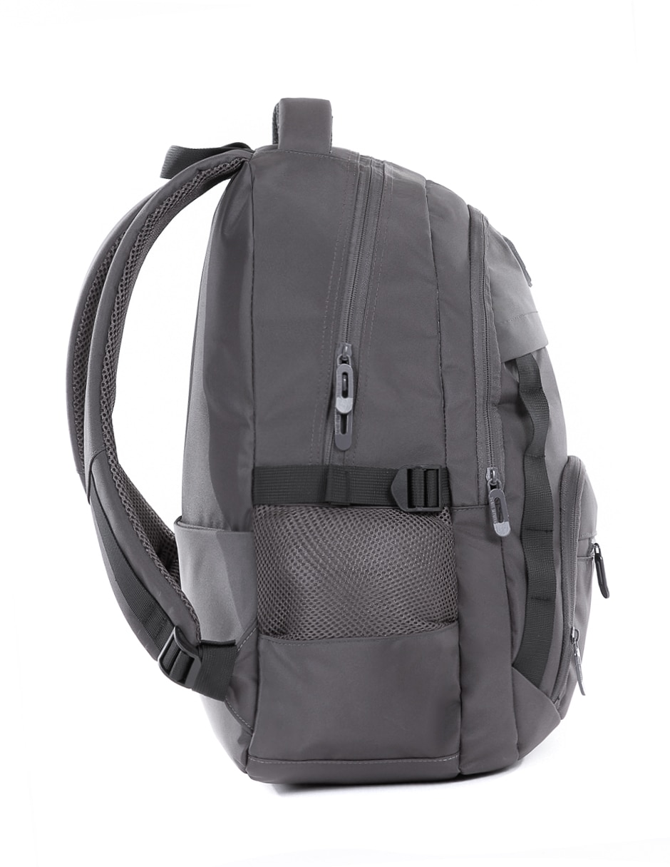 Mochila con portalaptop impermeable 5
