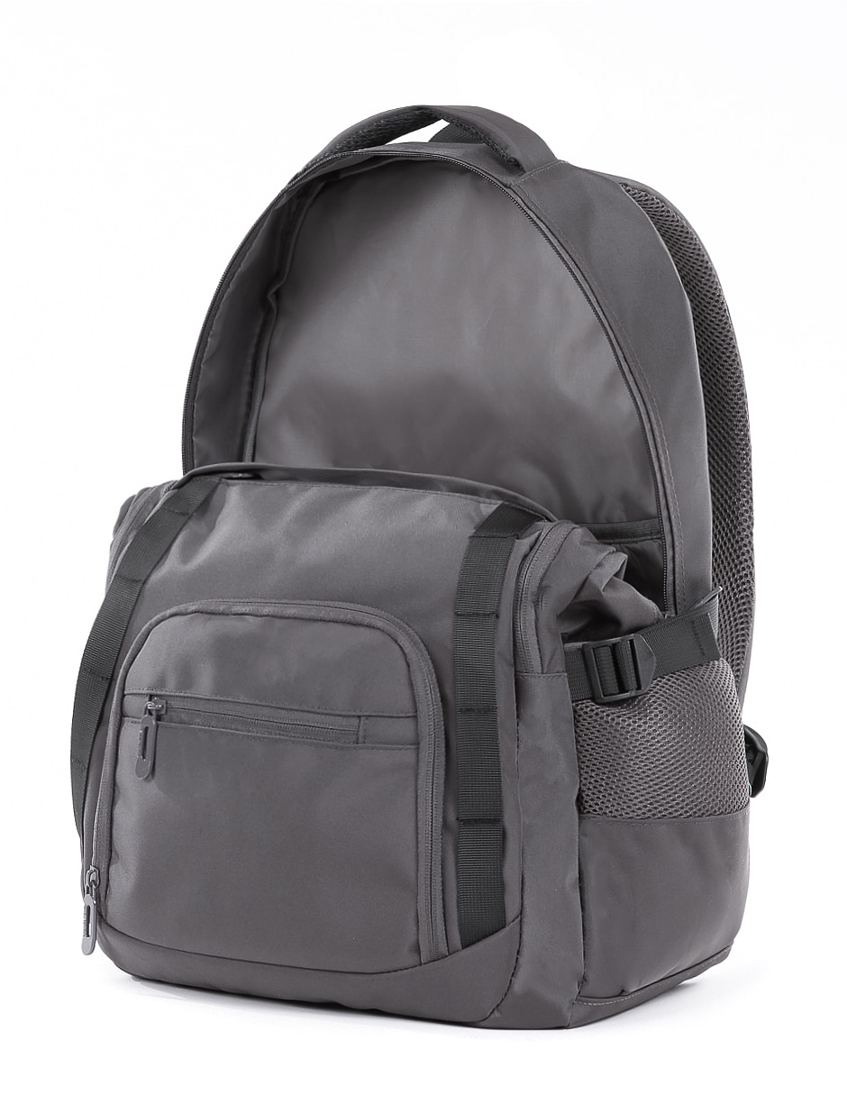 Mochila con portalaptop impermeable 6