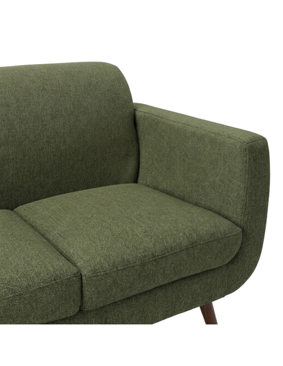 Love seat sweet